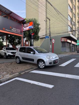FIAT UNO 1.0 EVO VIVACE 8V FLEX 4P MANUAL